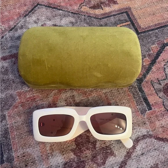 Gucci rectangle frame sunglasses - Picture 1 of 3